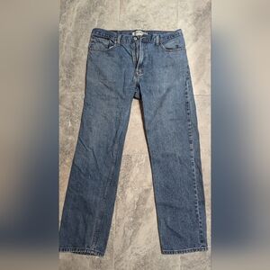 Levis "regular fit" blue jeans